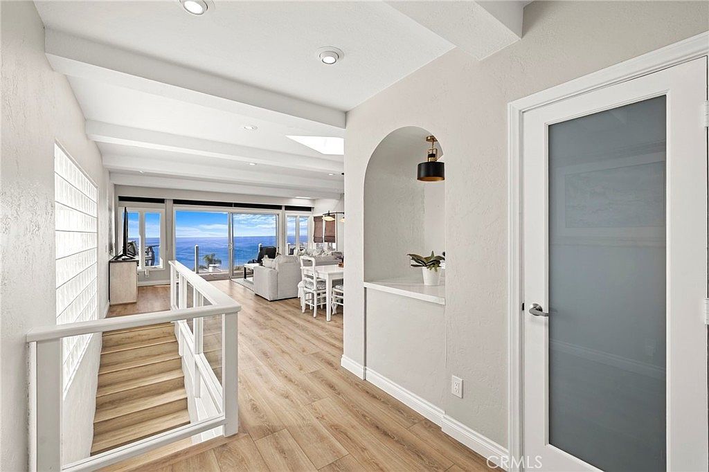 1091 La Mirada St Laguna Beach, CA 92651 - Thumbnail 5