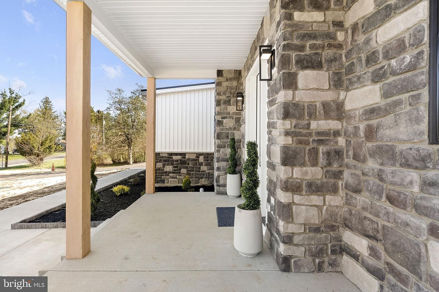 906 S Collegeville Rd Phoenixville, PA 19460 - Thumbnail 5