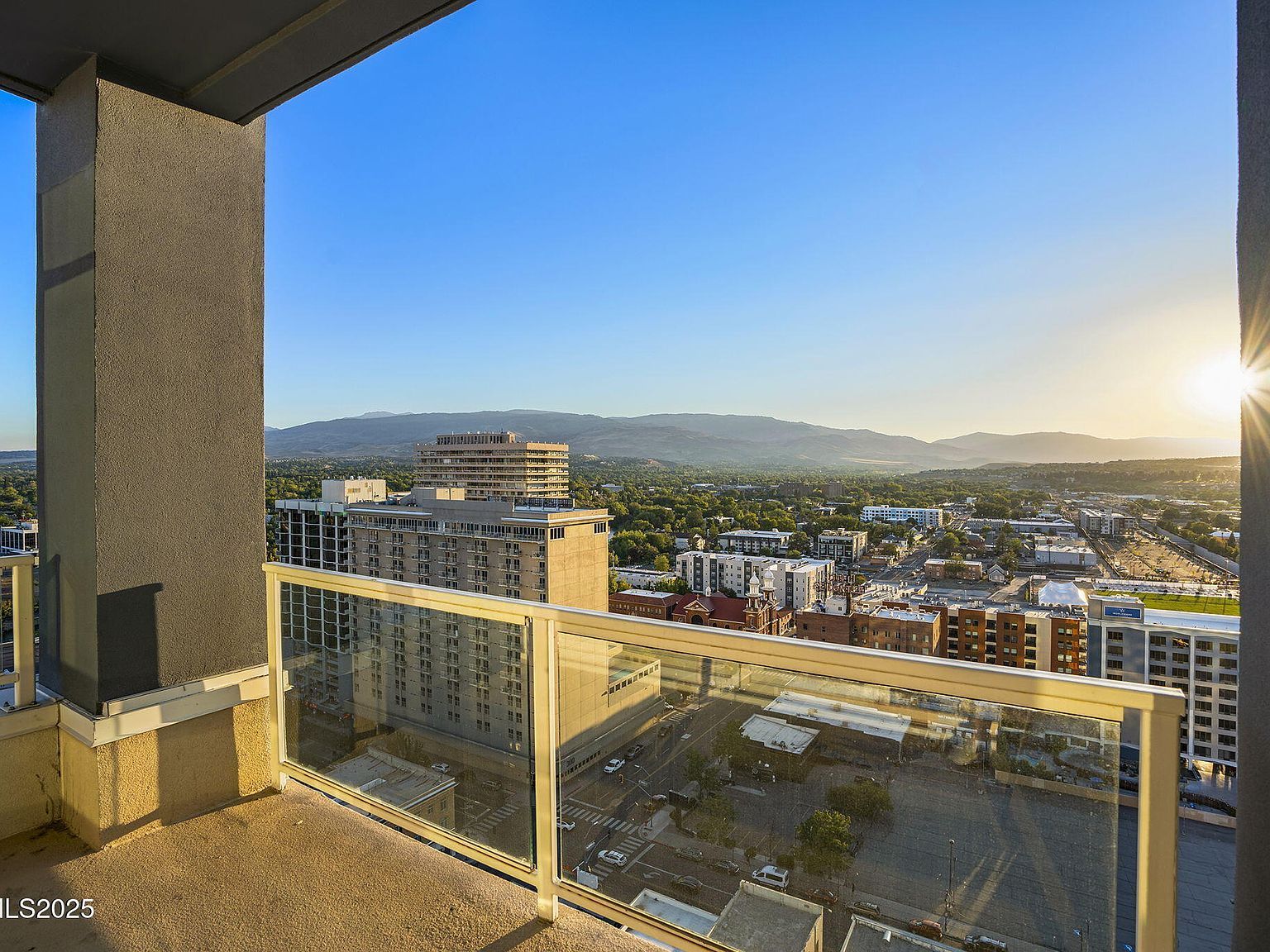 255 N Sierra St UNIT 2303 Reno, NV 89501 - Thumbnail 5