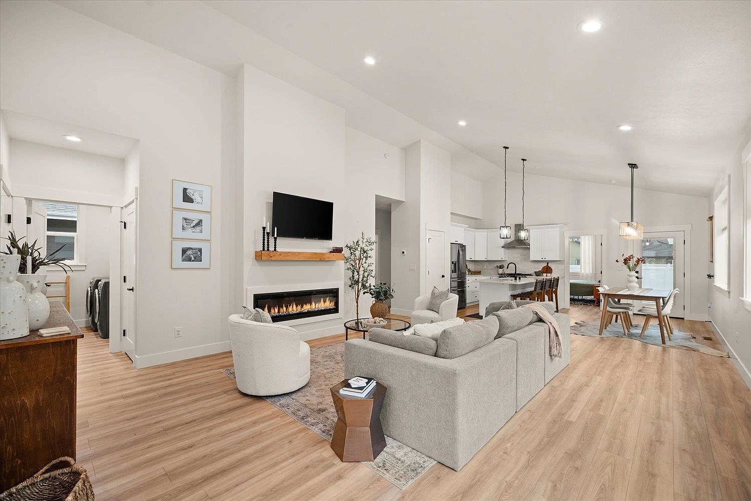 1824 N Jakeman Ct Spokane Valley, WA 99016 - Thumbnail 5