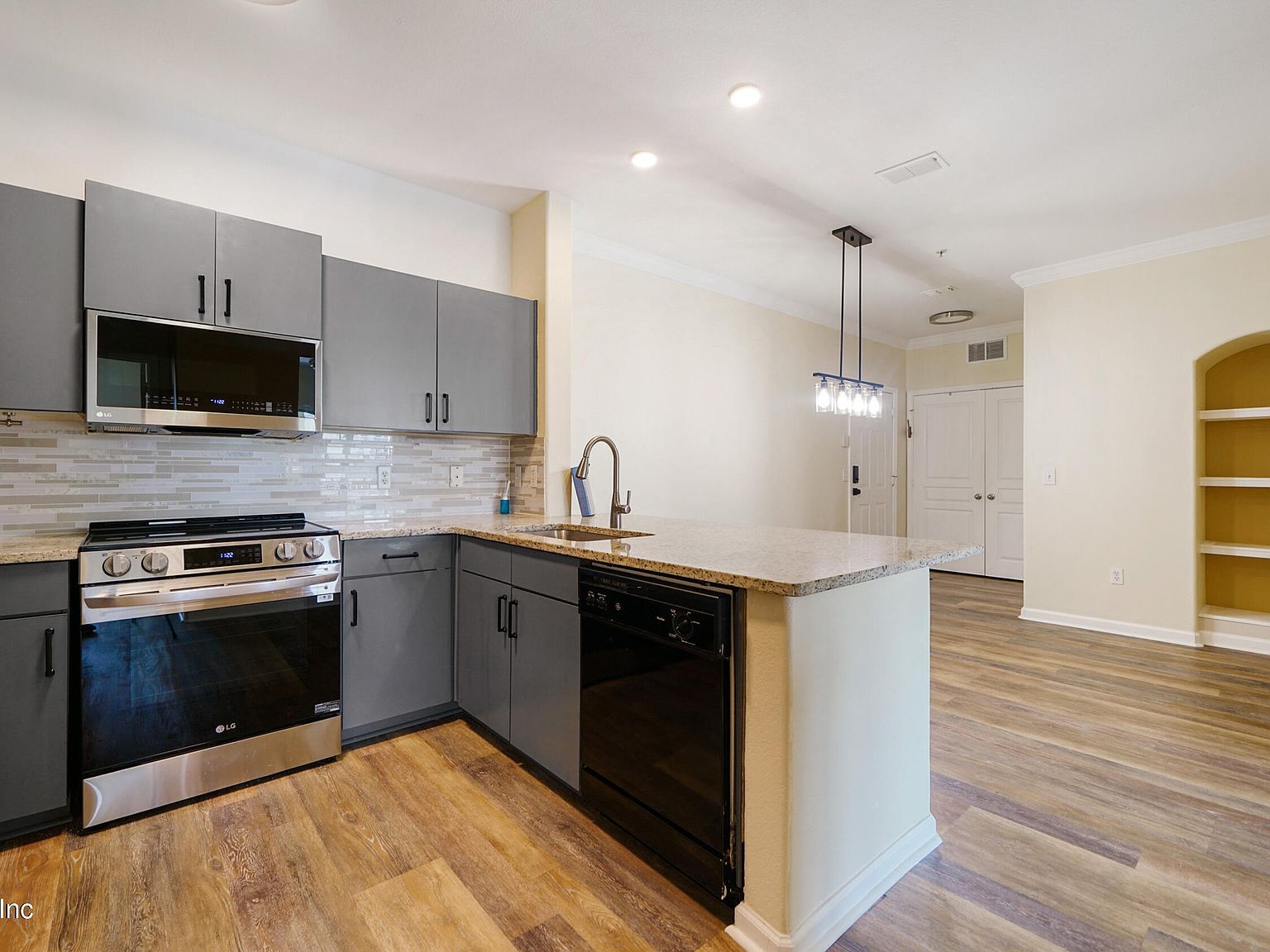 8290 W Gate Pkwy #709 Jacksonville, FL 32216 - Thumbnail 5