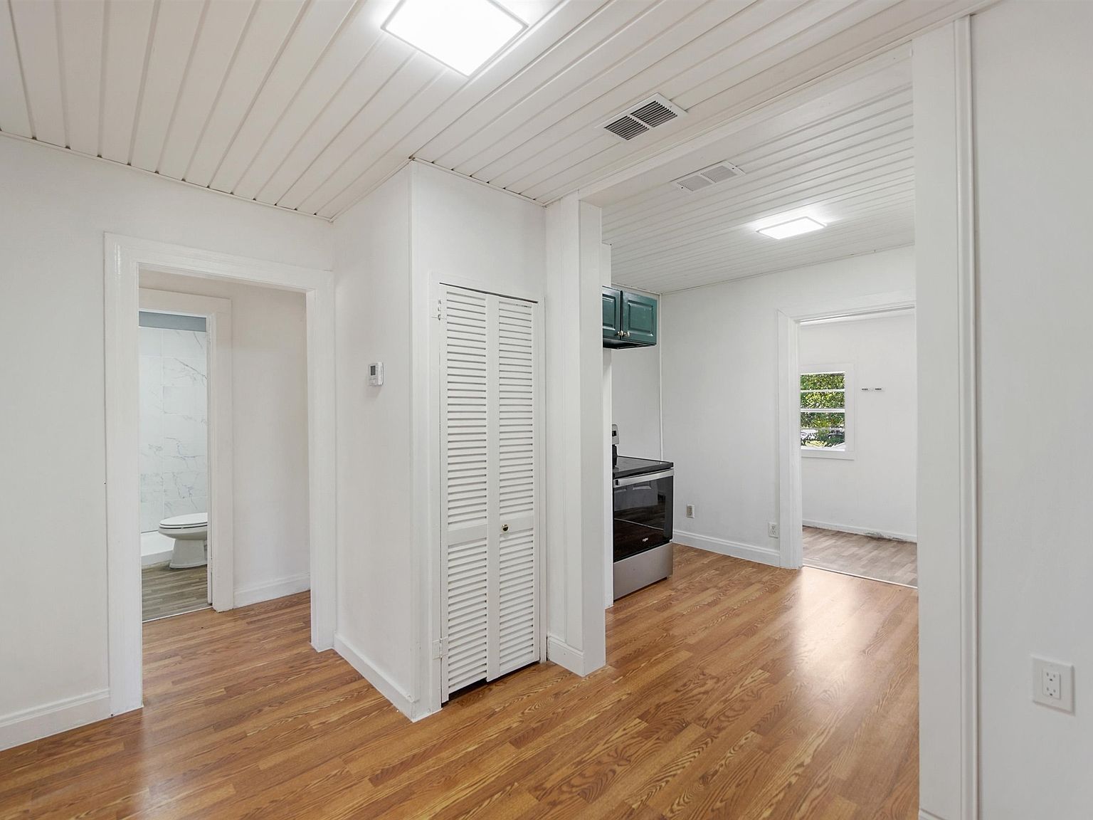 2002 Baldwin St Jacksonville, FL 32209 - Thumbnail 5