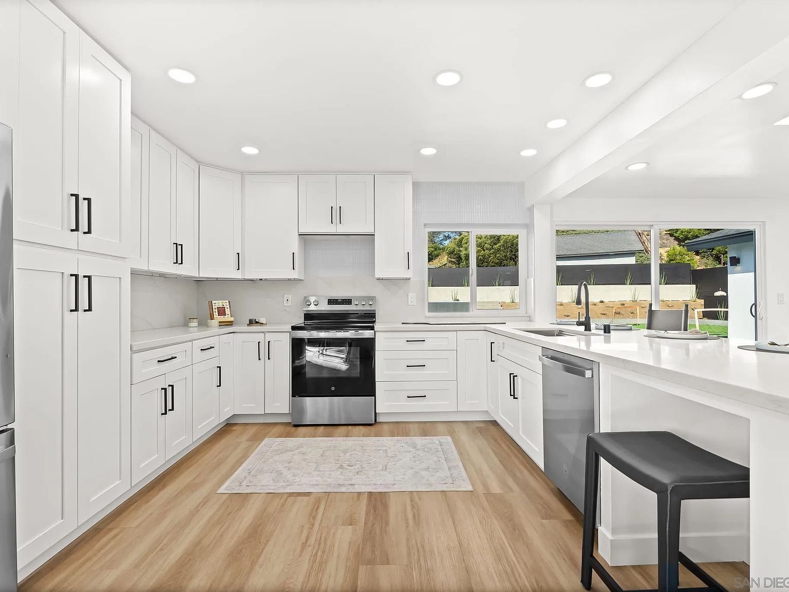 1110 Sea Village Dr Cardiff, CA 92007 - Thumbnail 5