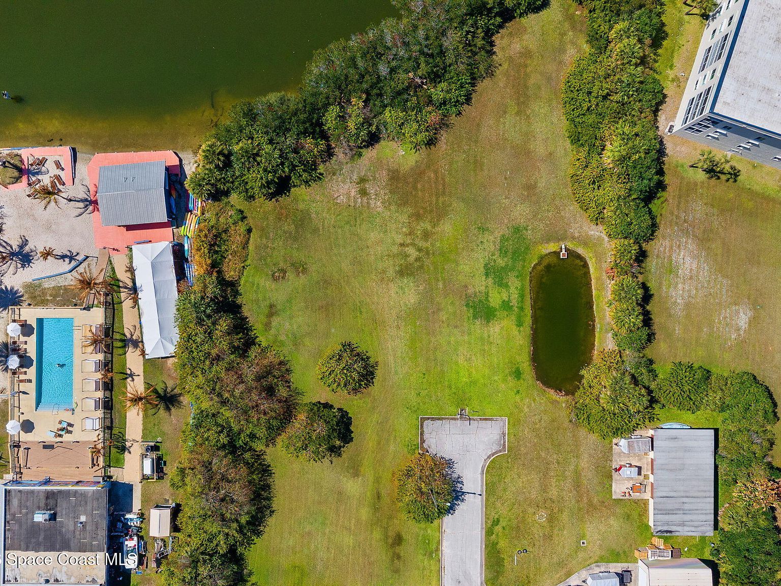 3250 N Atlantic Ave Cocoa Beach, FL 32931 - Thumbnail 5