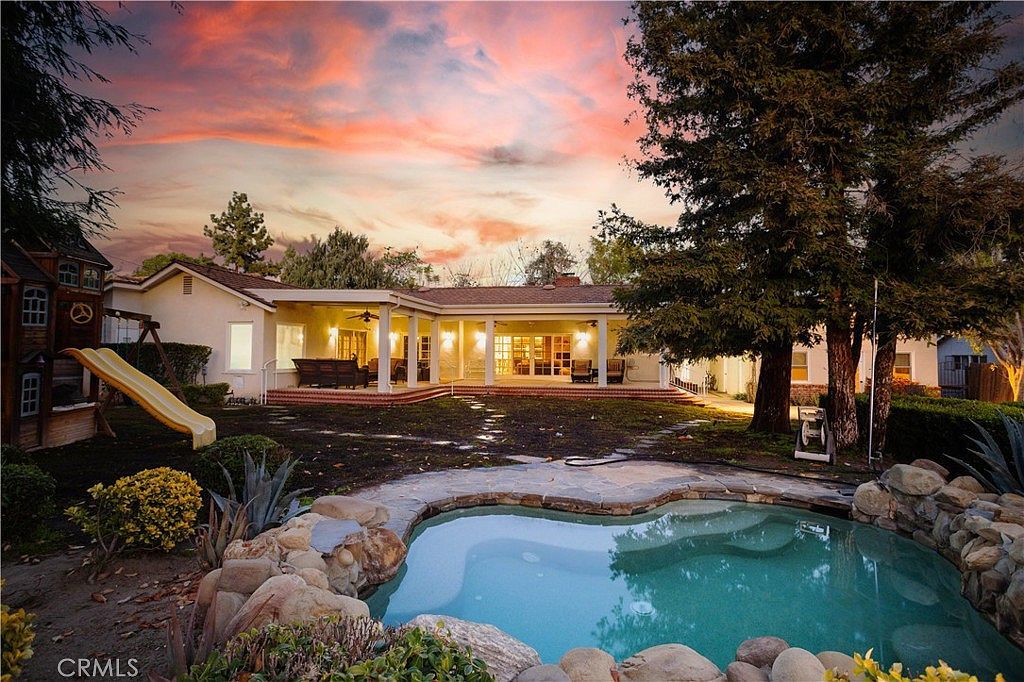 11129 White Oak Ave Granada Hills, CA 91344 - Thumbnail 5