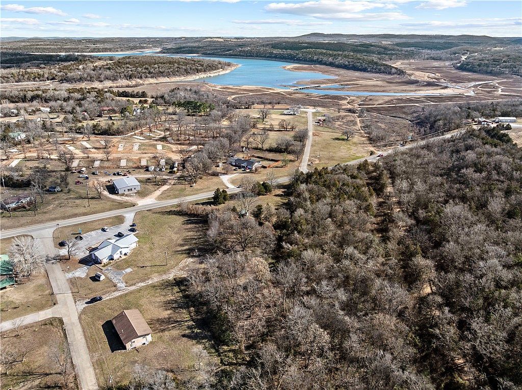 Hall Cir #3 & 4 Lead Hill, AR 72644 - Thumbnail 5