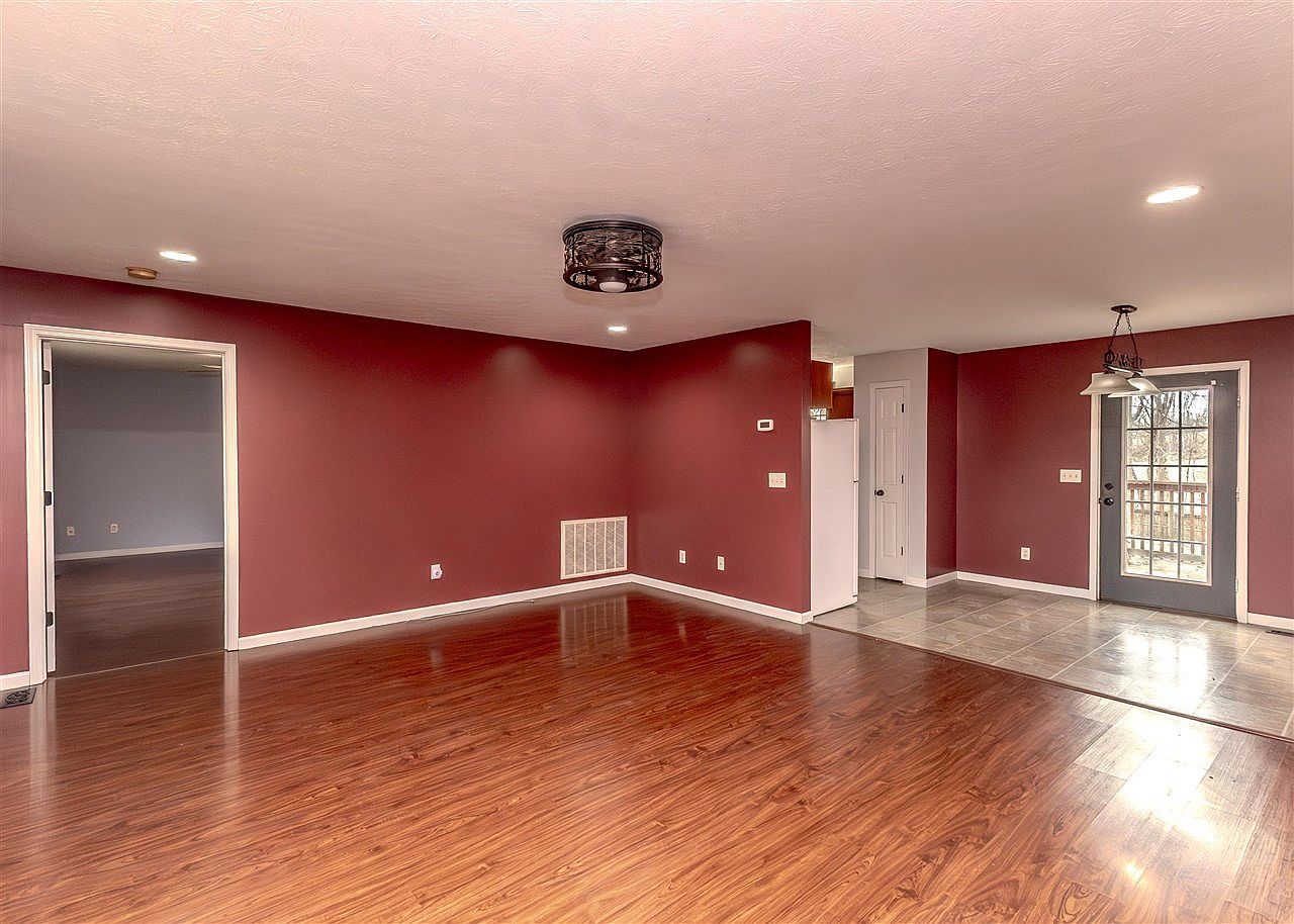 105 Friendship Church Rd Scottsville, KY 42164 - Thumbnail 5