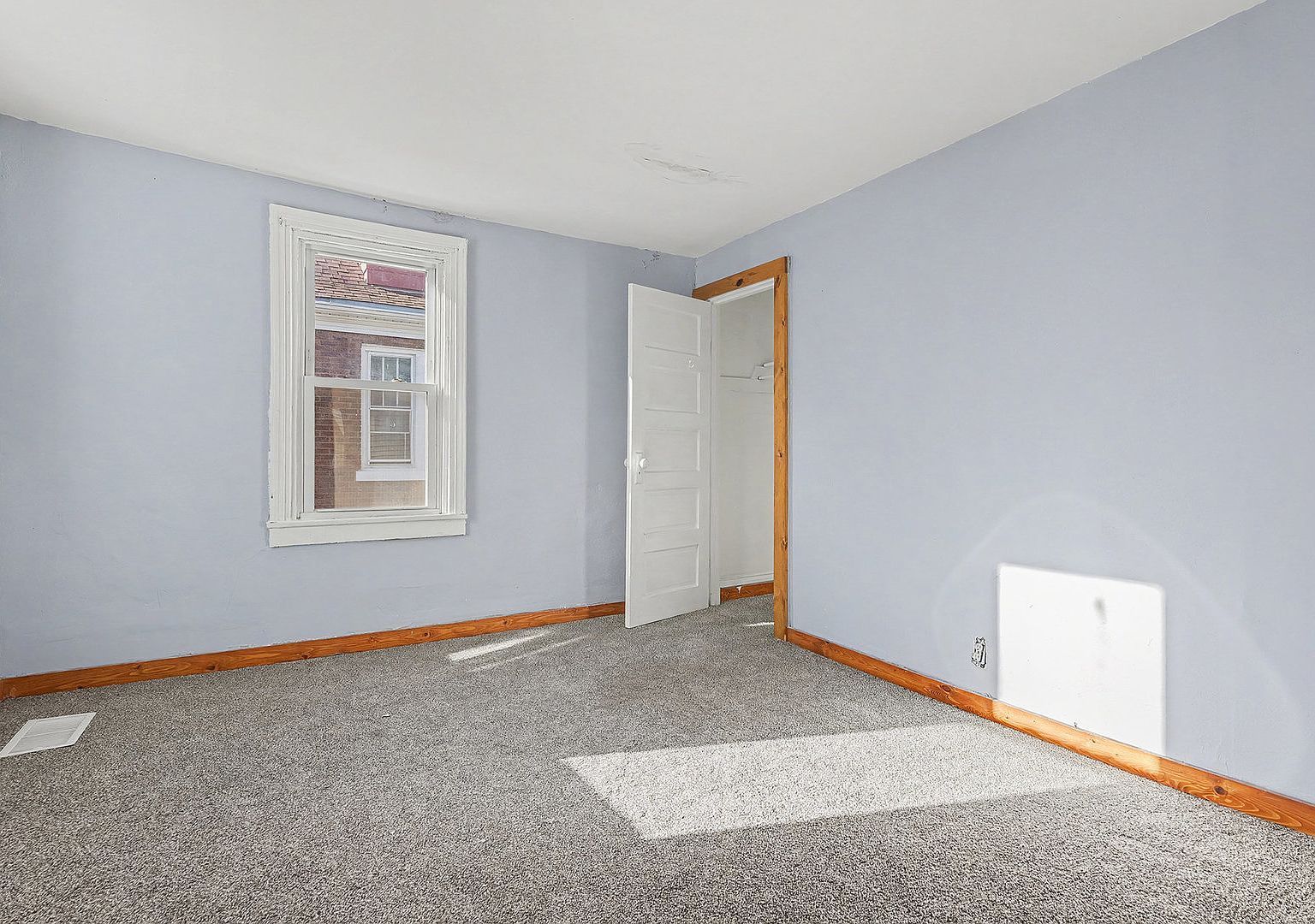 541 4th Ave Aurora, IL 60505 - Thumbnail 5