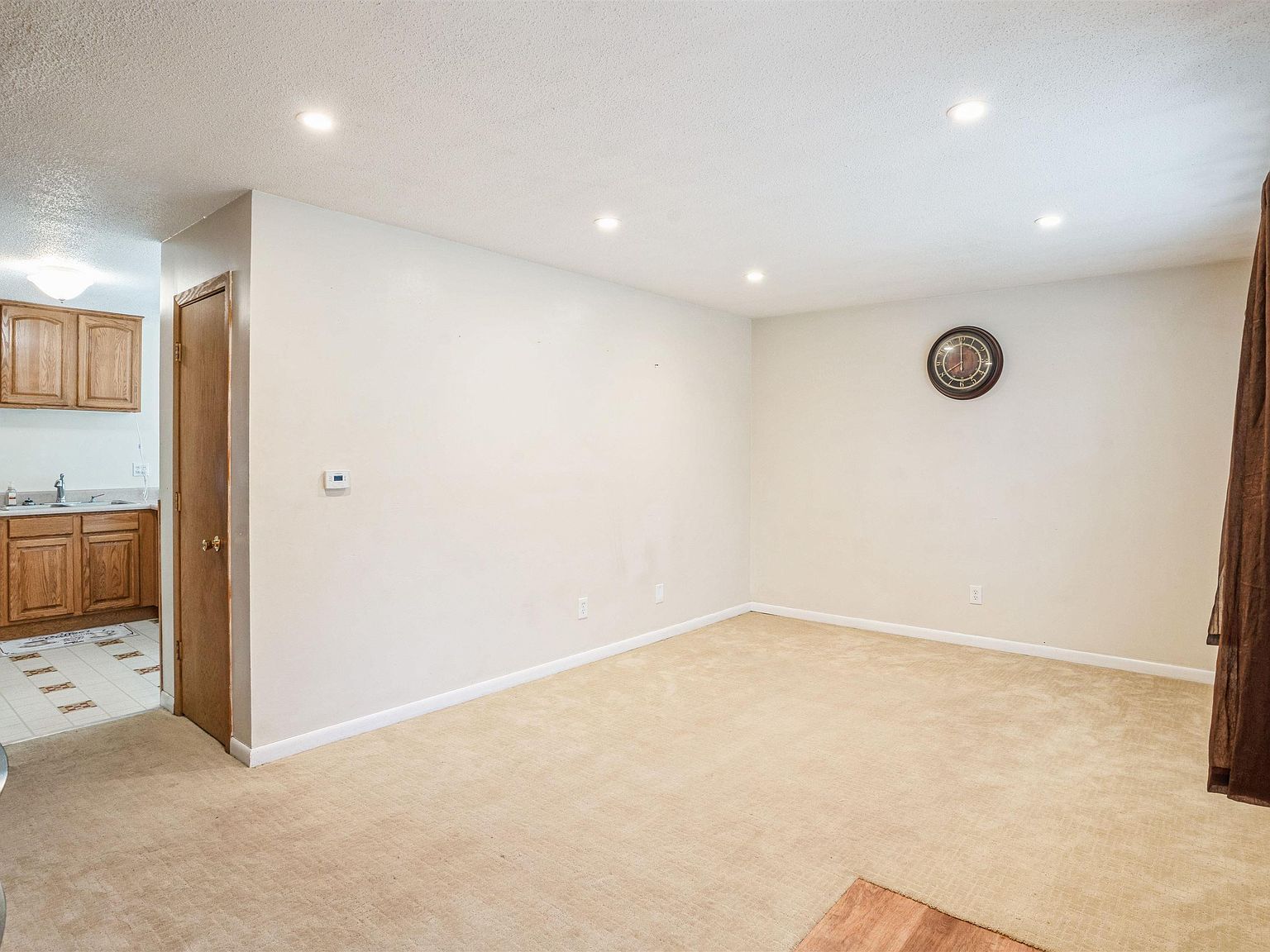 865 14th Ave NW Clinton, IA 52732 - Thumbnail 5