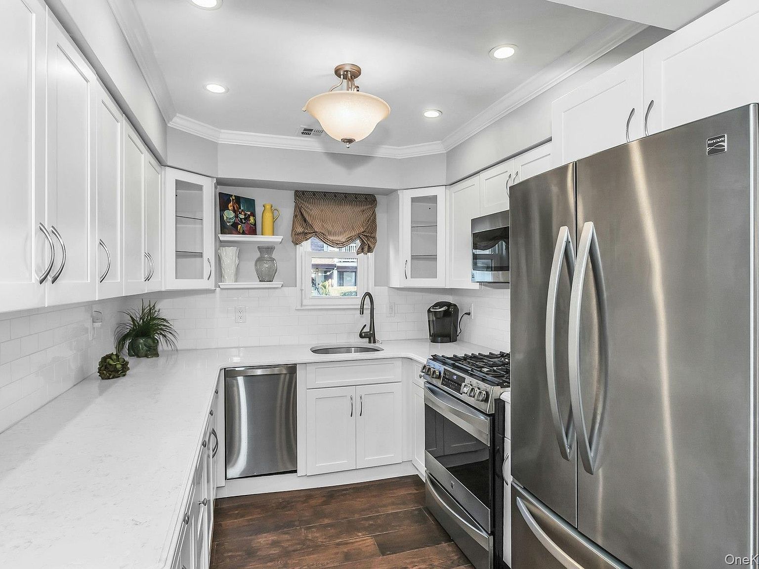 31 Cambridge Dr W Copiague, NY 11726 - Thumbnail 5