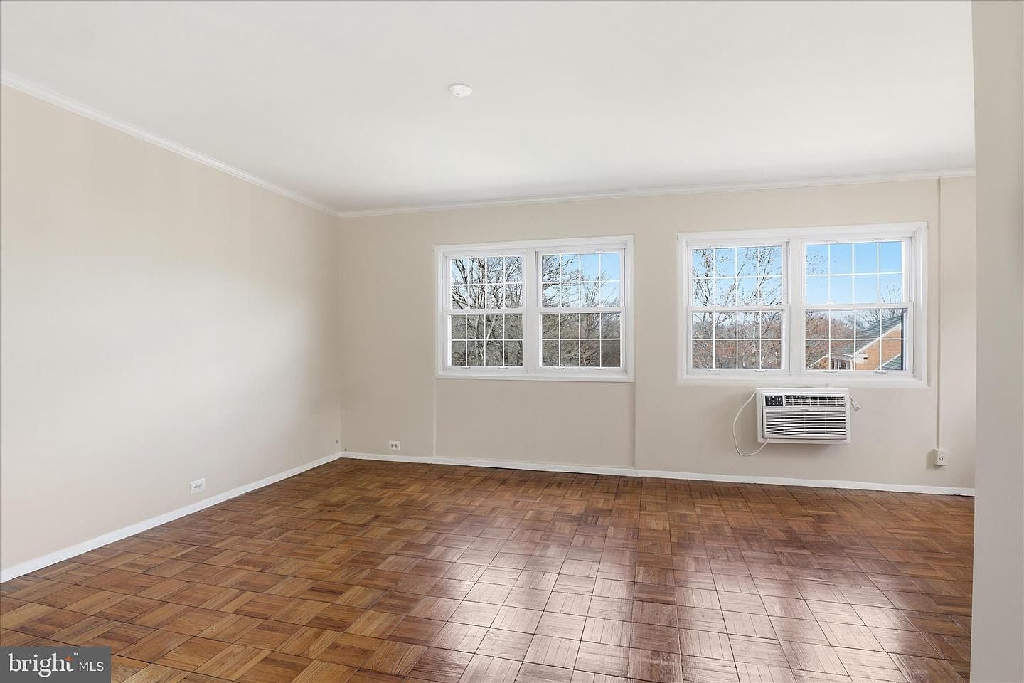 3105 Martha Custis Dr Alexandria, VA 22302 - Thumbnail 5