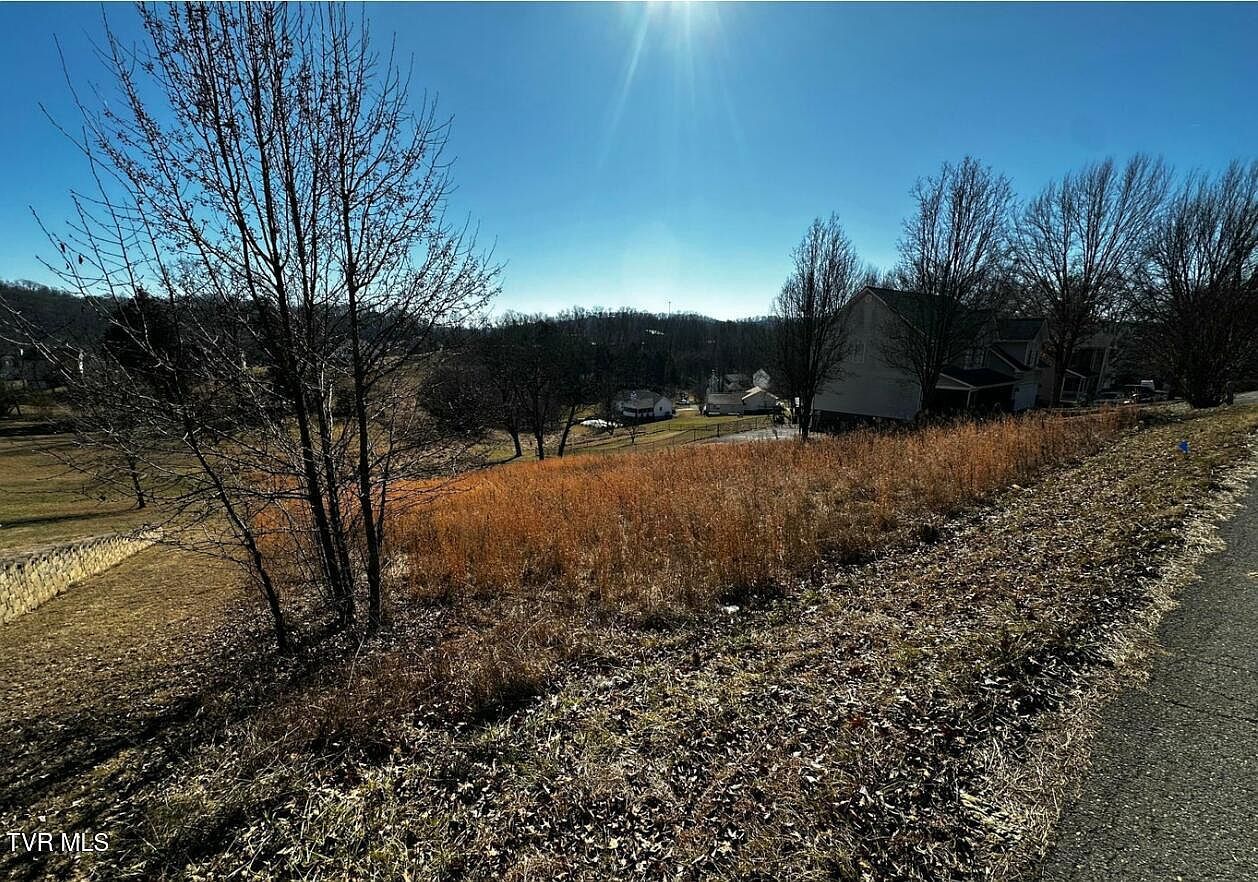 Clearwater Dr Kingsport, TN 37664 - Thumbnail 5