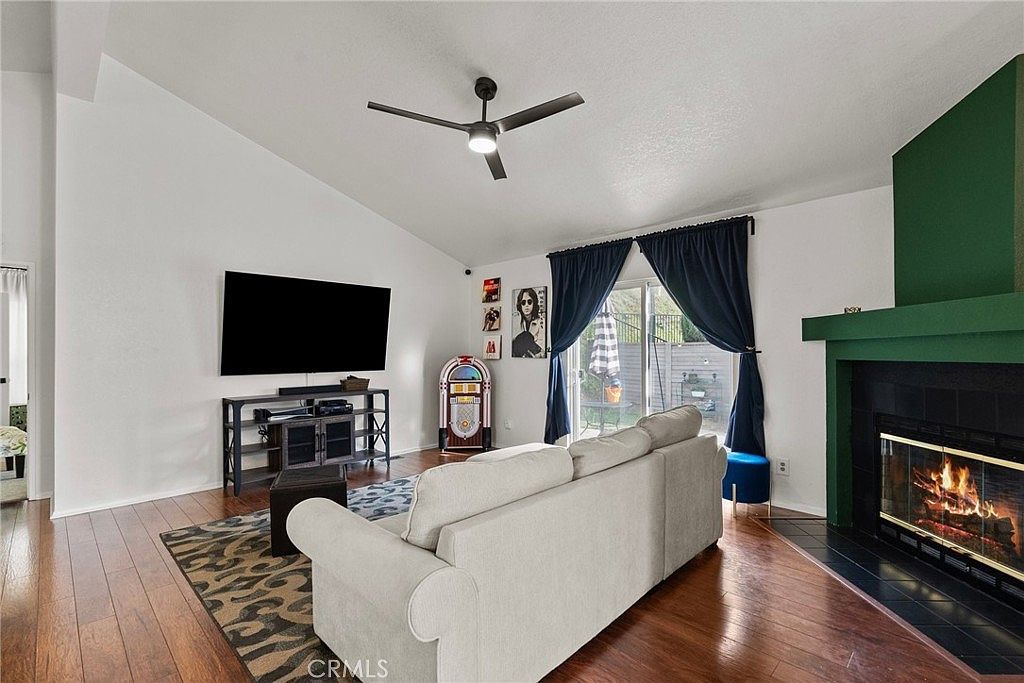 20095 Shadow Island Dr Santa Clarita, CA 91351 - Thumbnail 5