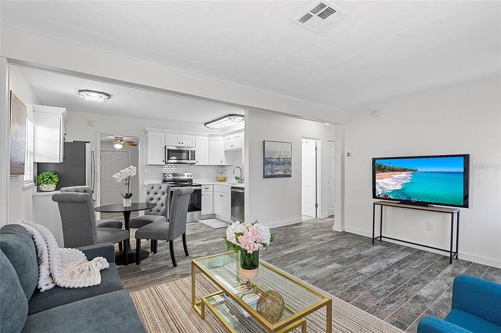 326 50th Ave N Saint Petersburg, FL 33703 - Thumbnail 5