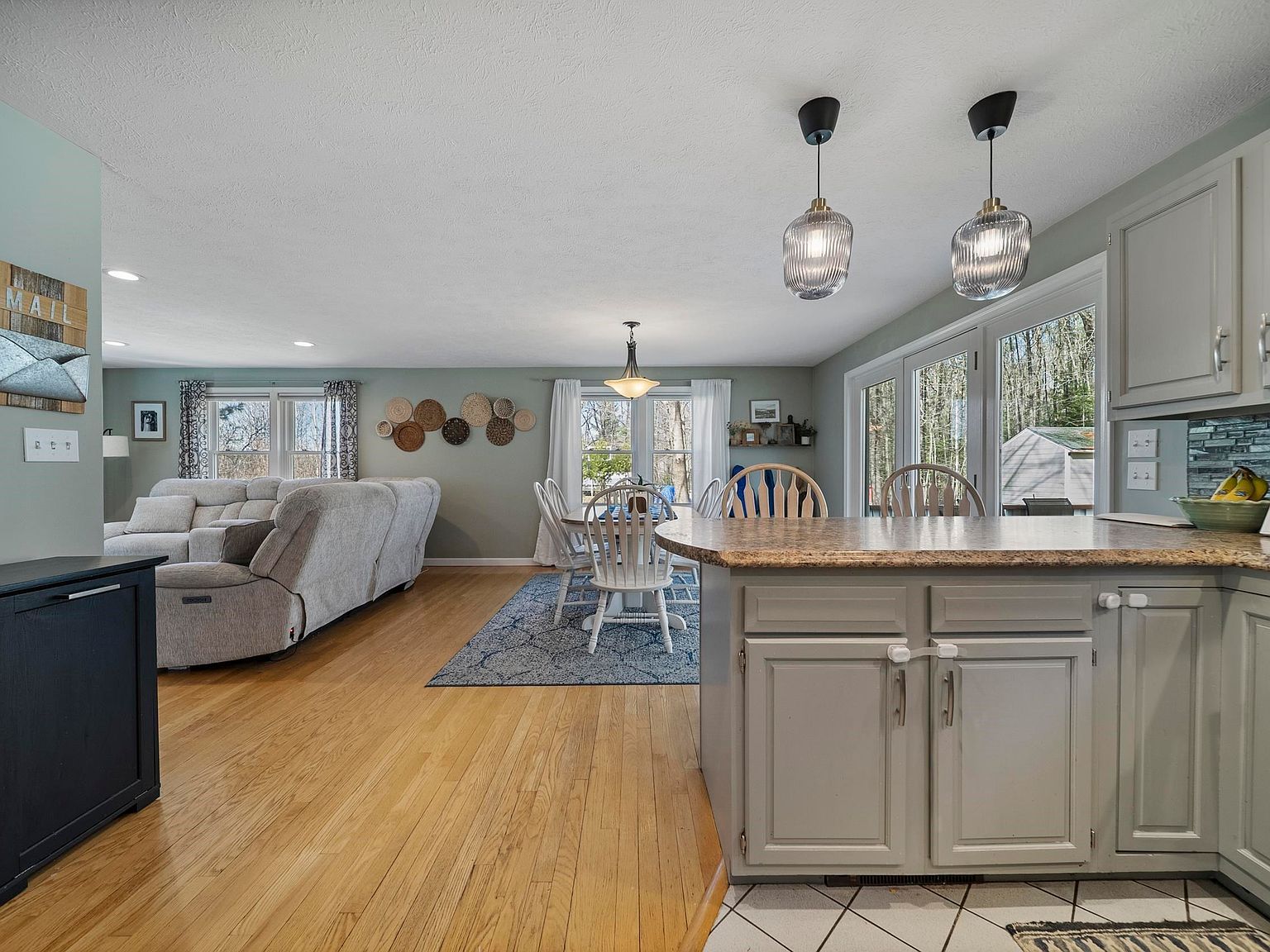 916 River Rd Weare, NH 03281 - Thumbnail 5