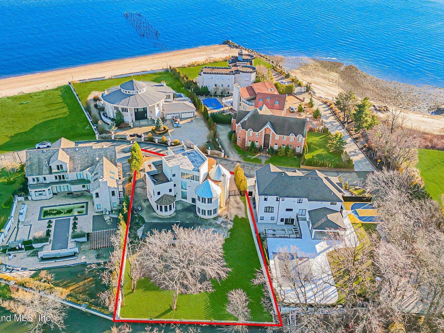 155 Nicolosi Dr Staten Island, NY 10312 - Thumbnail 5