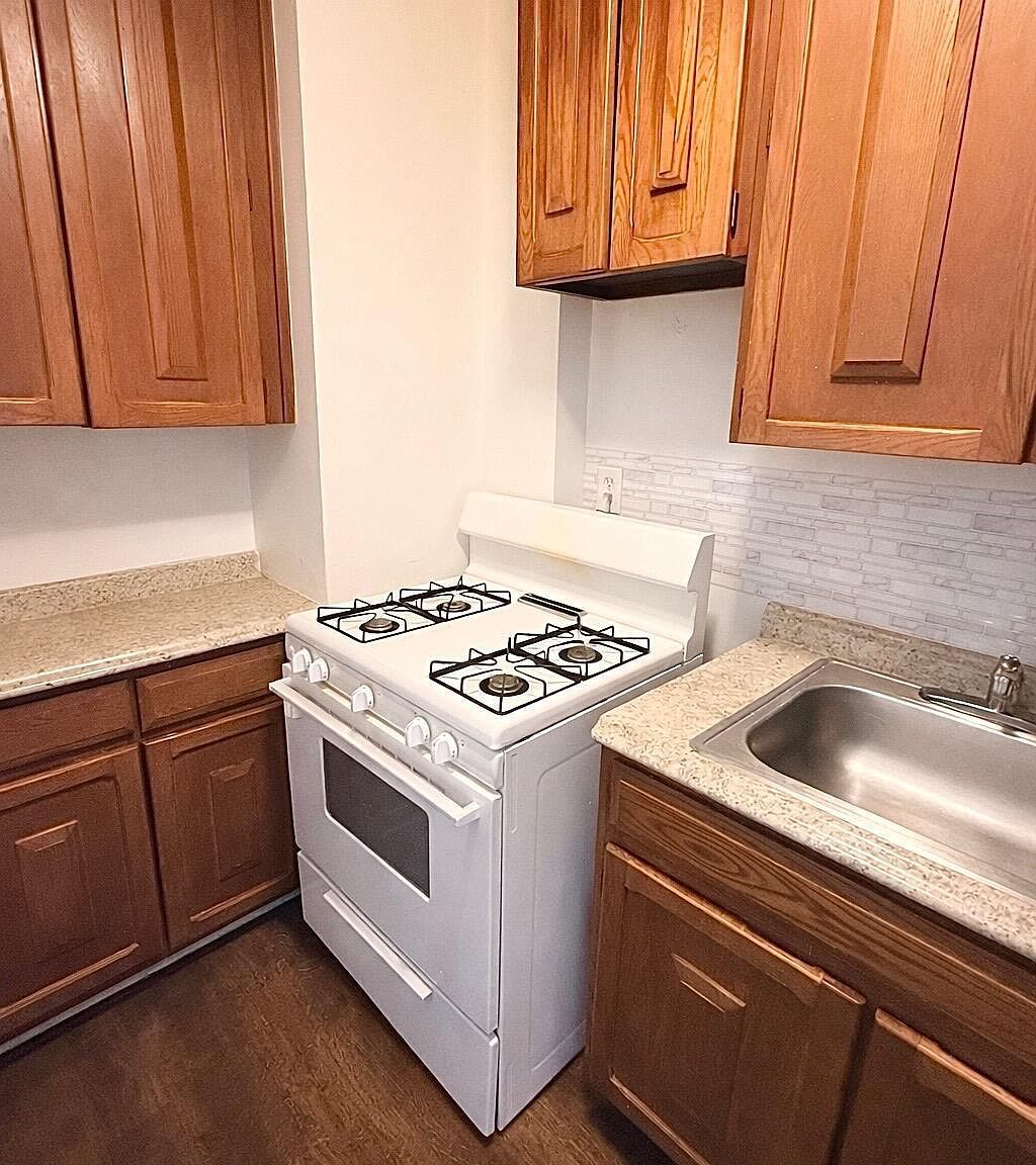 1000 Clove Rd APT 6F Staten Island, NY 10301 - Thumbnail 5