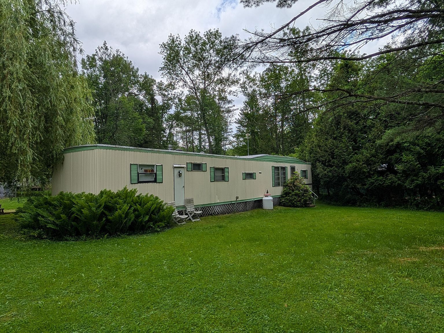 27 Elm Ave Willsboro, NY 12996 - Thumbnail 5