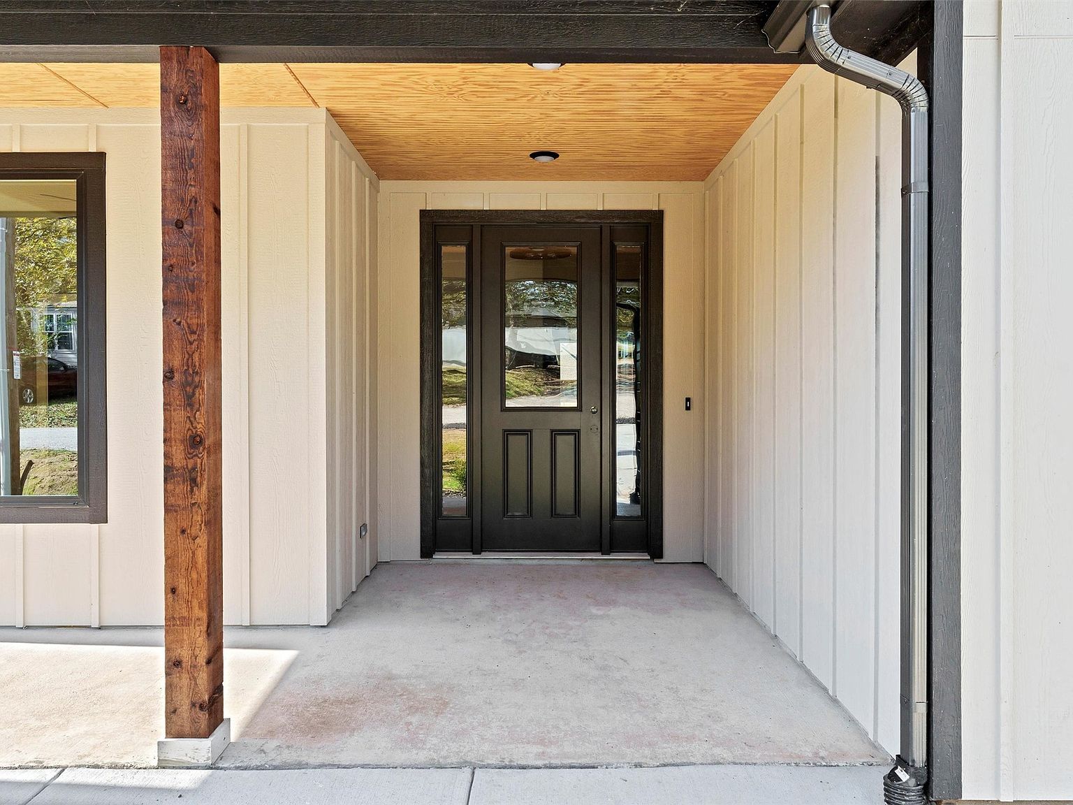 1012 Mustang Trl Granbury, TX 76049 - Thumbnail 5