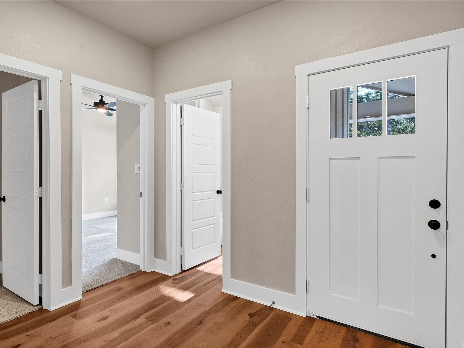 811 Branding Iron Trl Granbury, TX 76049 - Thumbnail 5