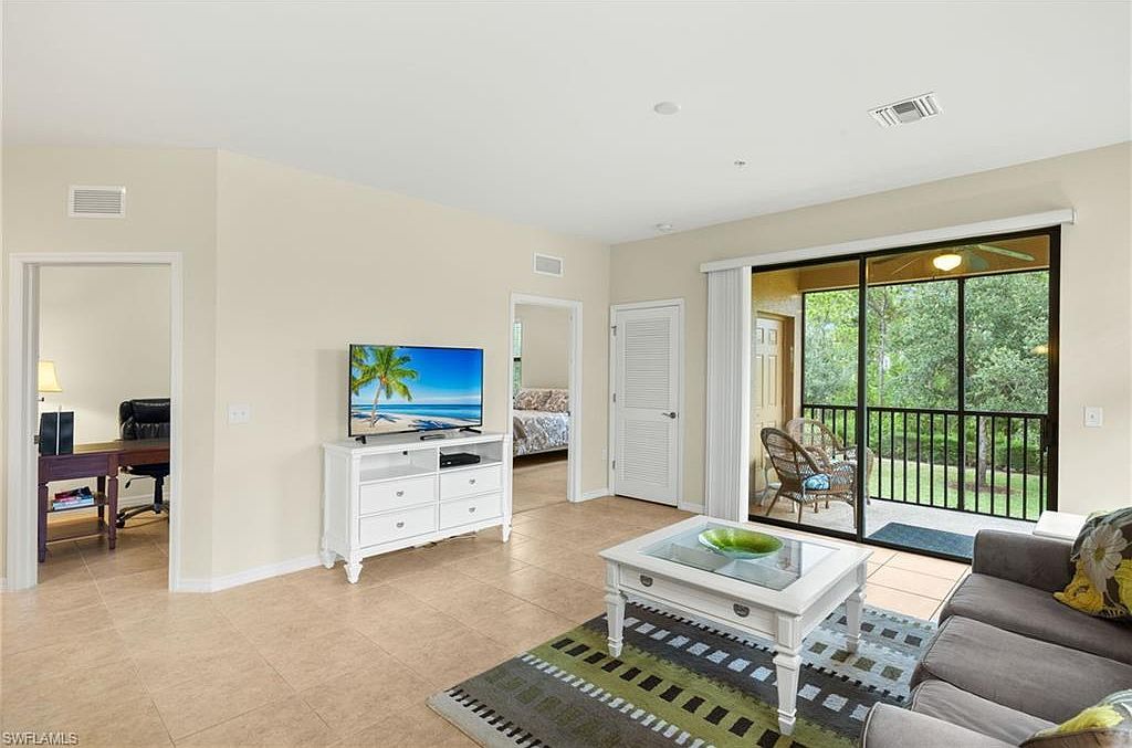 3742 Pino Vista Way UNIT 4 Estero, FL 33928 - Thumbnail 5