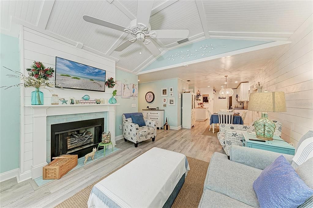 4512 Citation Ln #D Sarasota, FL 34233 - Thumbnail 5