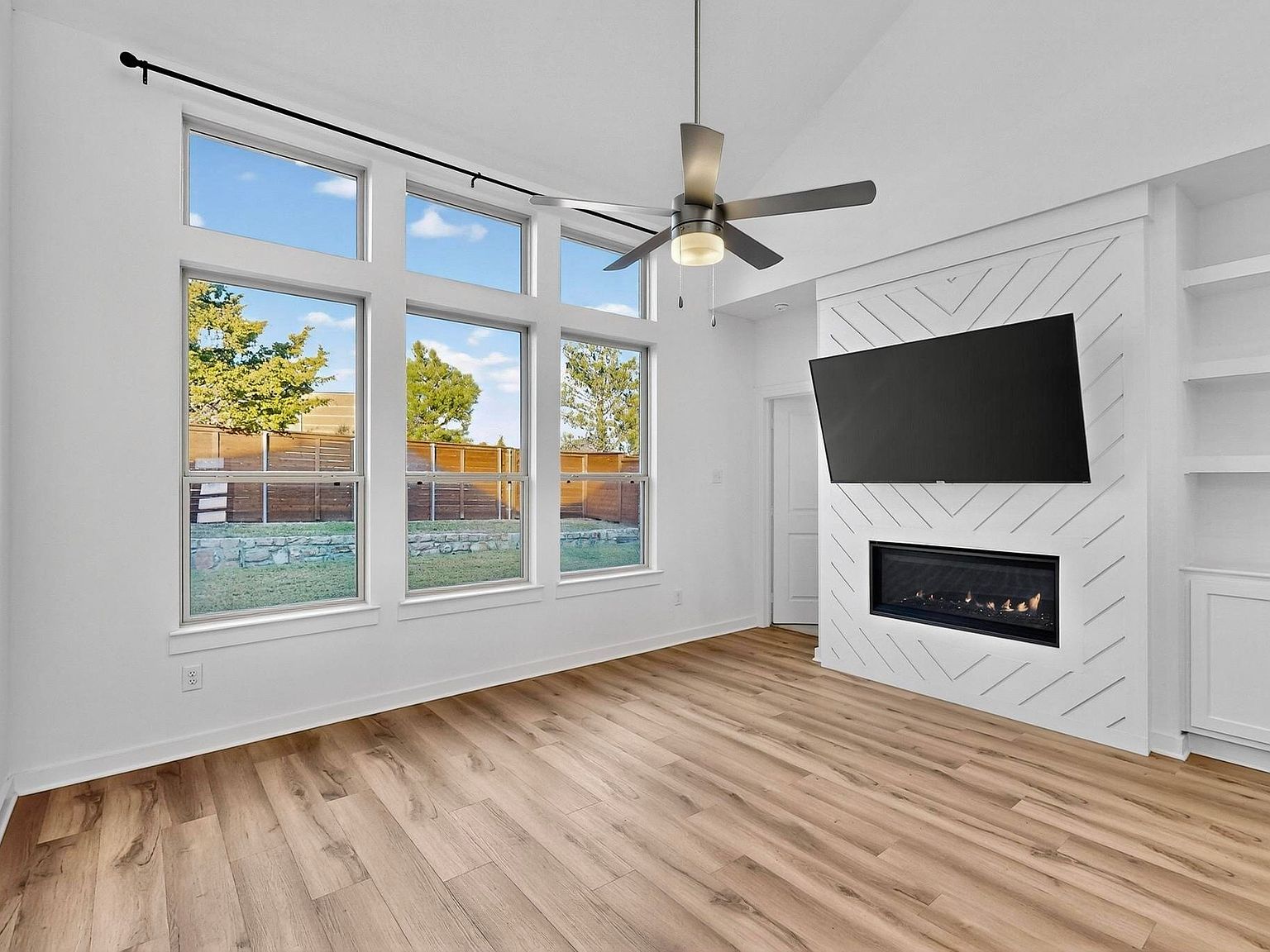 2017 Fall Creek Cv Mesquite, TX 75181 - Thumbnail 5