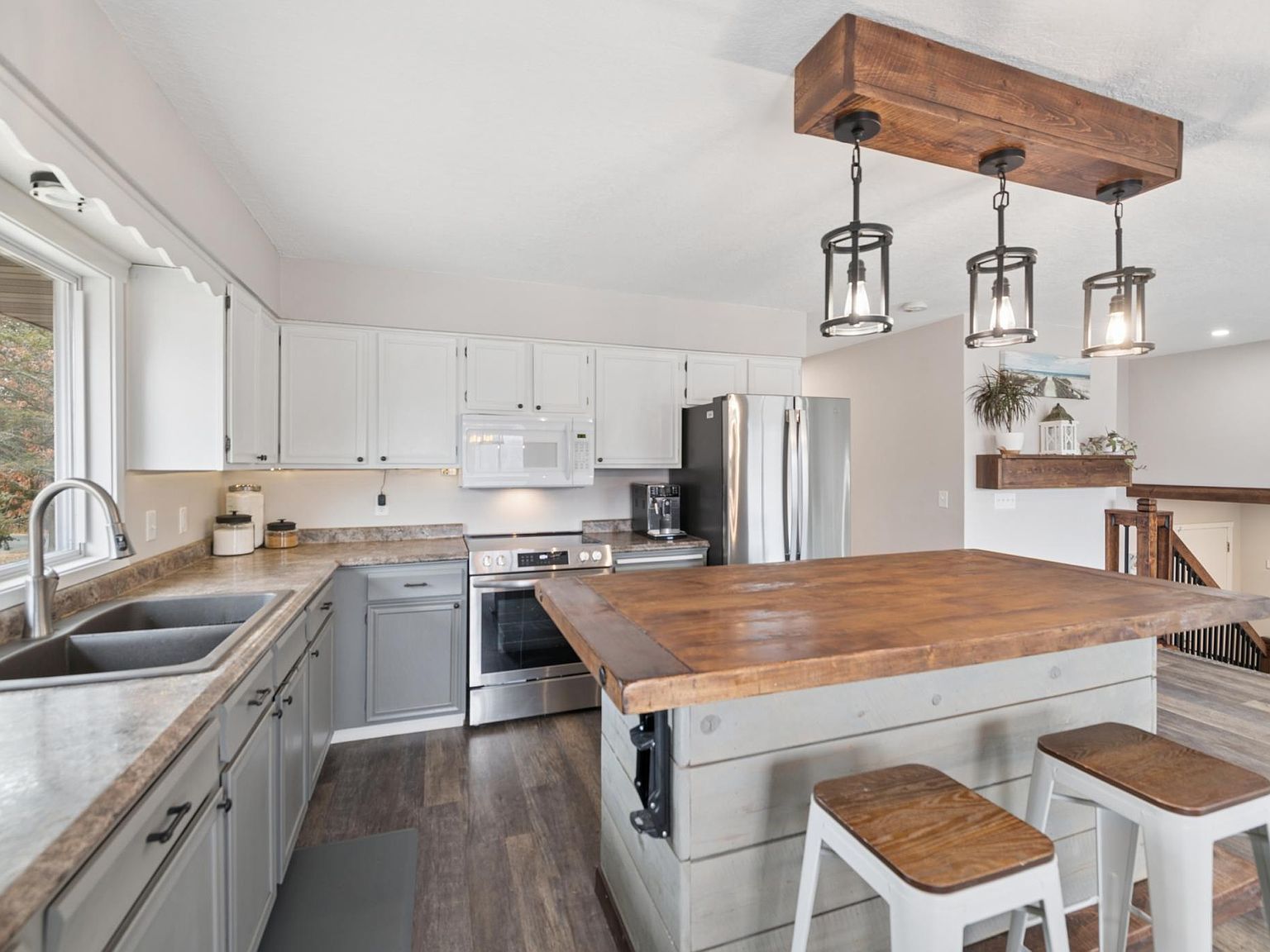 6532 272nd Ct Wyoming, MN 55092 - Thumbnail 5