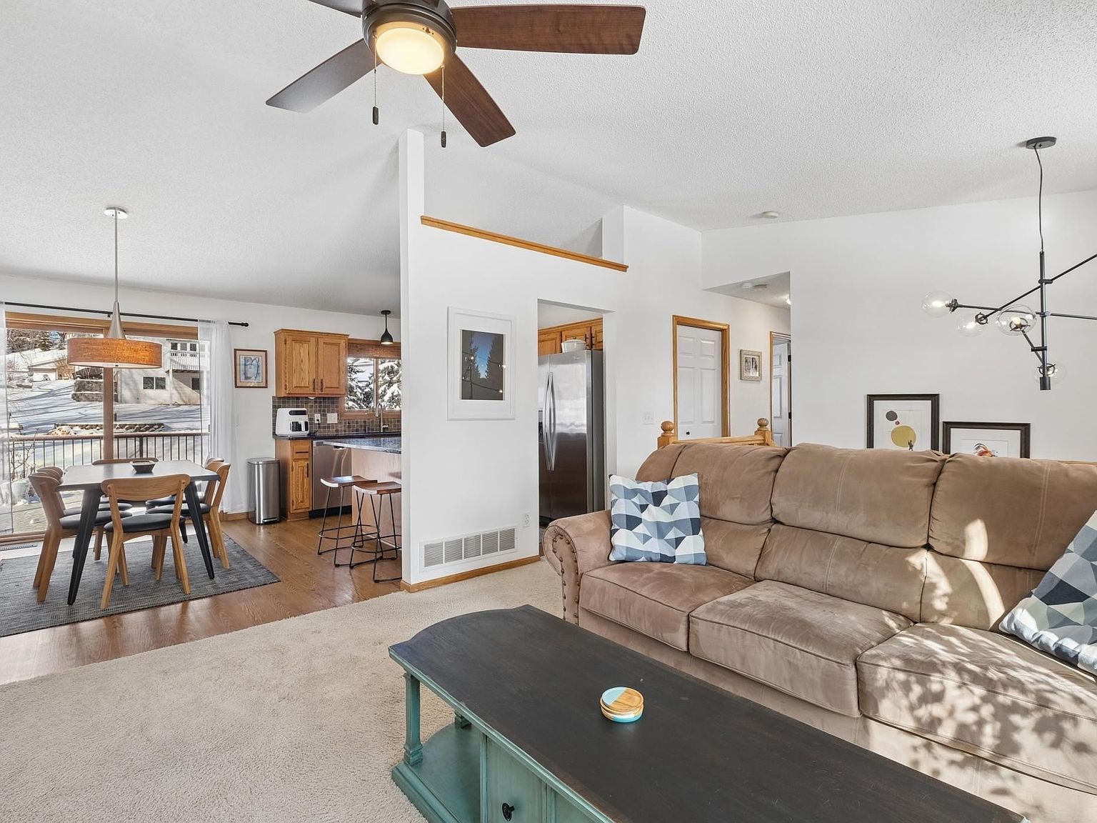 3710 Fox Trl Saint Bonifacius, MN 55375 - Thumbnail 5