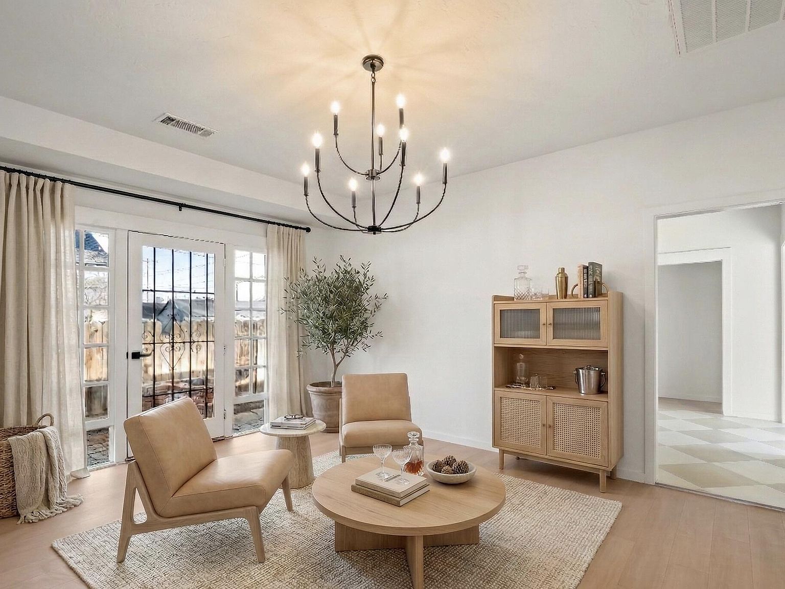 425 W Elm St Hanford, CA 93230 - Thumbnail 5