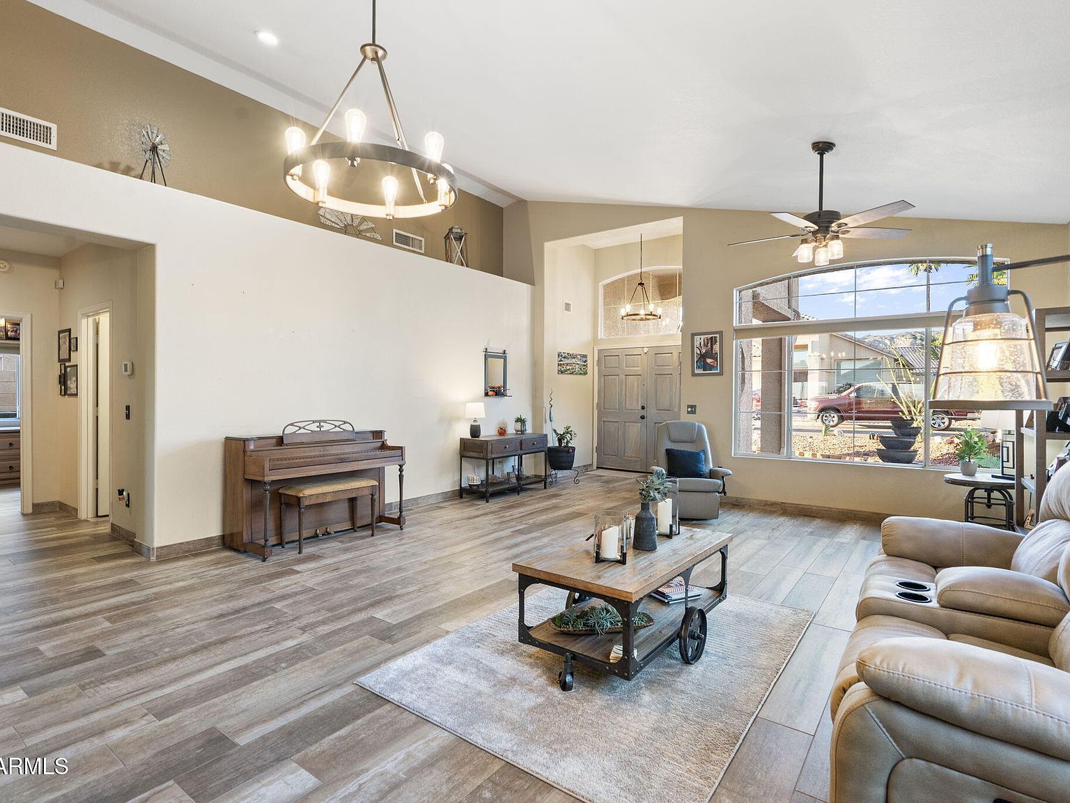 1437 E Glenhaven Dr Phoenix, AZ 85048 - Thumbnail 5