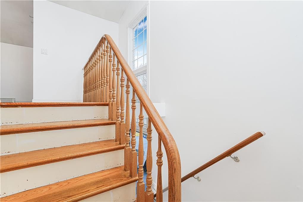 148 Memphis Ave Staten Island, NY 10312 - Thumbnail 5