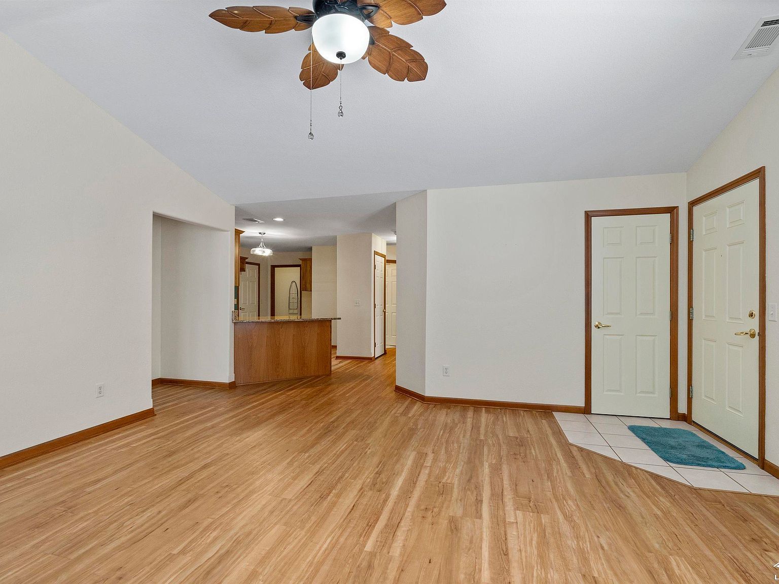 2410 Sutton Dr Temperance, MI 48182 - Thumbnail 5