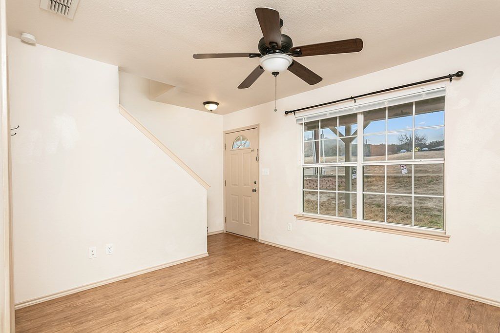 2316 Sailing Way N APT C Kerrville, TX 78028 - Thumbnail 5