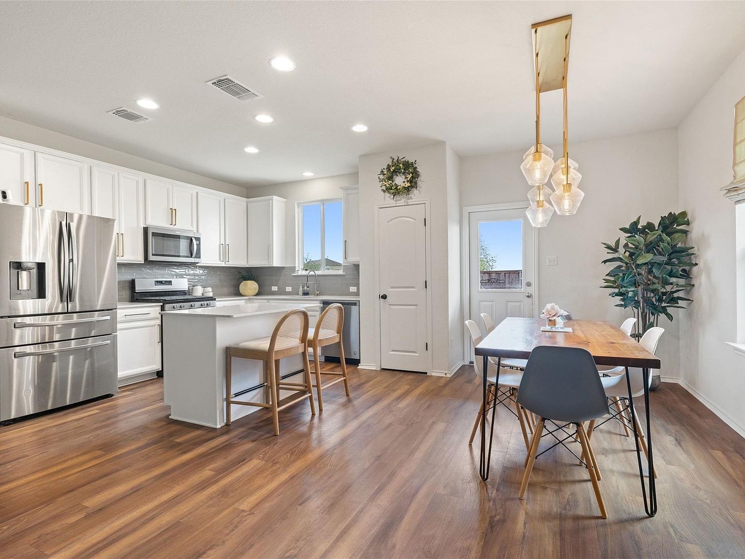 290 Bayberry Cir Buda, TX 78610 - Thumbnail 5