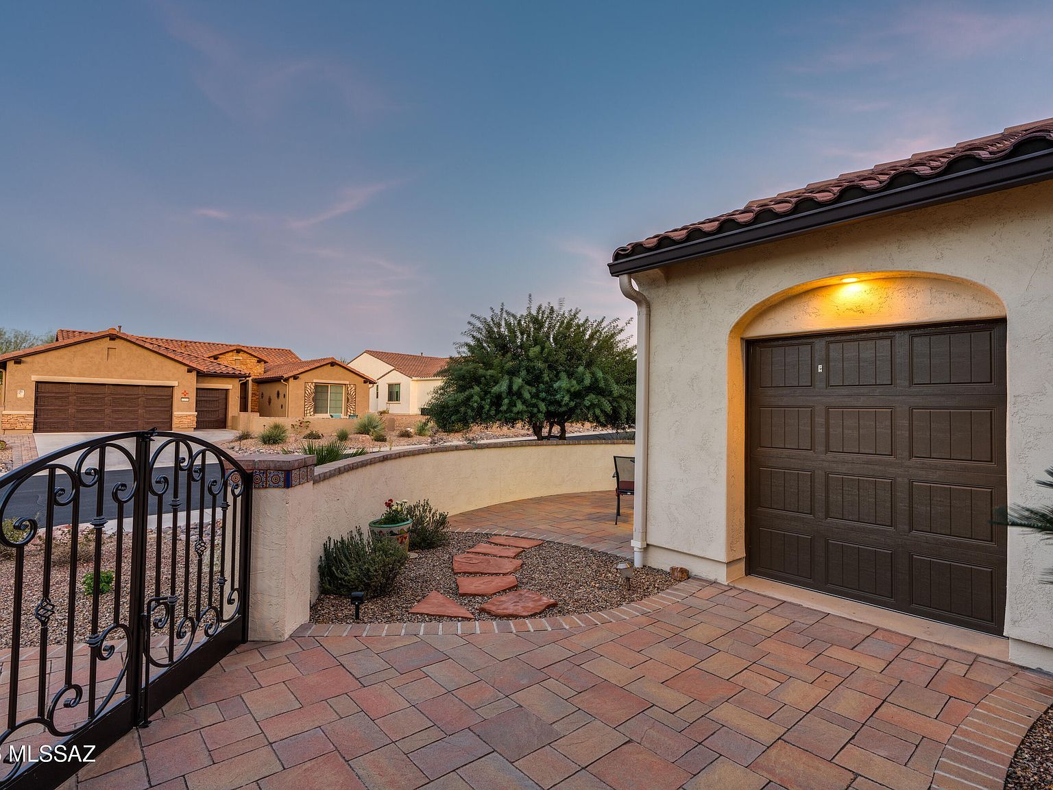 2272 E Madera Plateau Dr Green Valley, AZ 85614 - Thumbnail 5