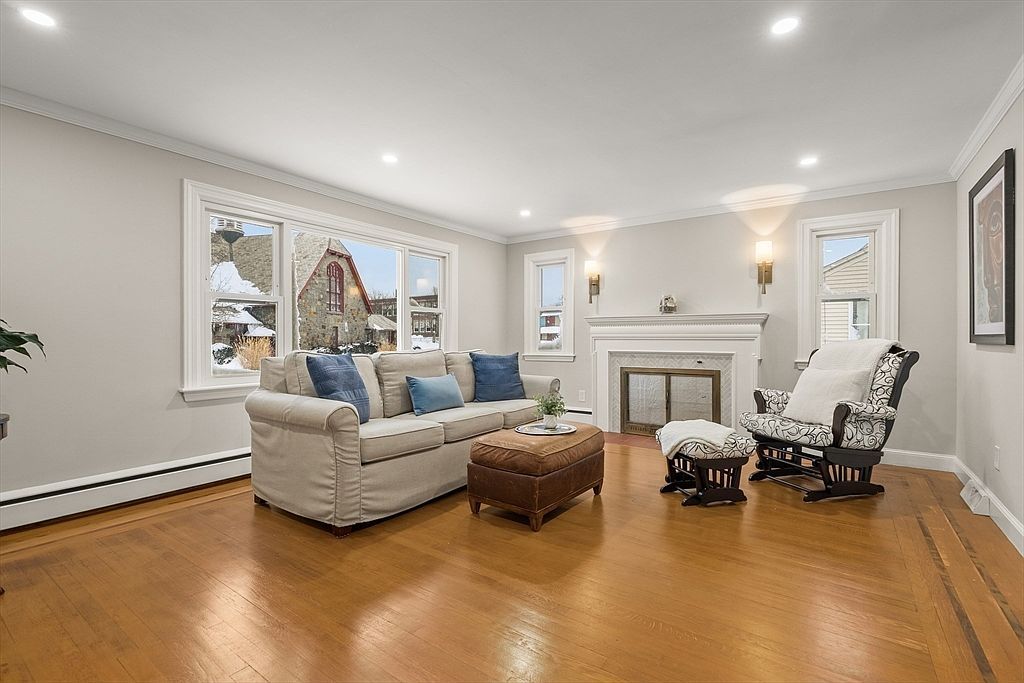 9 Darrow St Quincy, MA 02169 - Thumbnail 5