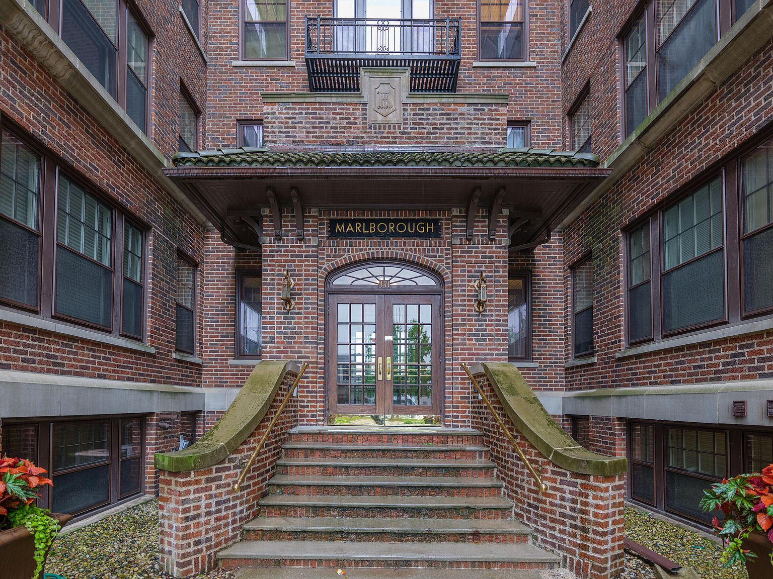 471 W South St APT 207 Kalamazoo, MI 49007 - Thumbnail 5