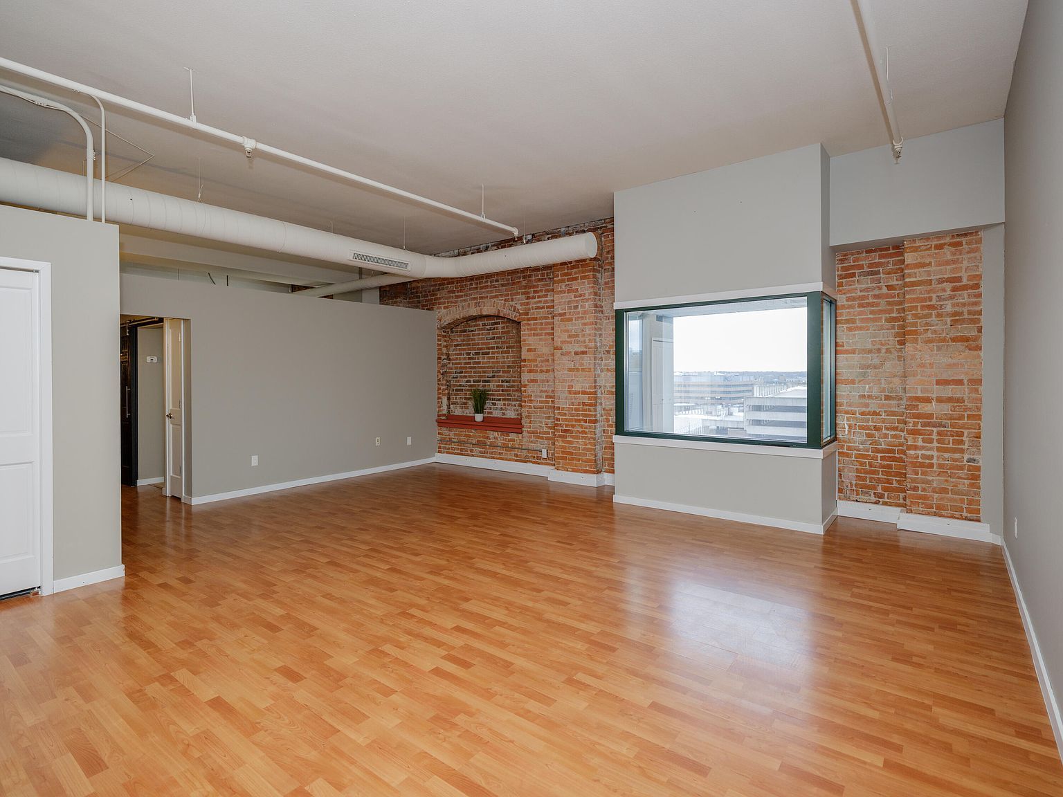 125 S Kalamazoo Mall APT 605 Kalamazoo, MI 49007 - Thumbnail 5