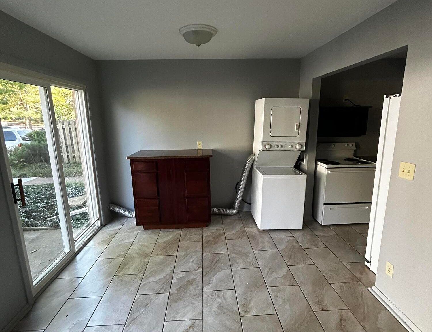 3647 Kenbrooke Ct Kalamazoo, MI 49006 - Thumbnail 5
