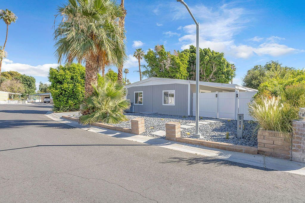 336 Via Don Benito Cathedral City, CA 92234 - Thumbnail 5