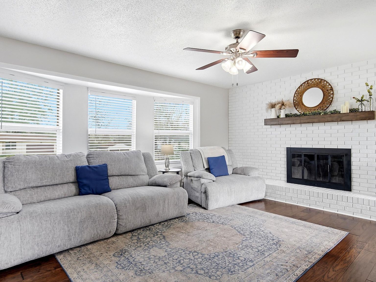 4936 NW Brickyard Rd Topeka, KS 66618 - Thumbnail 5