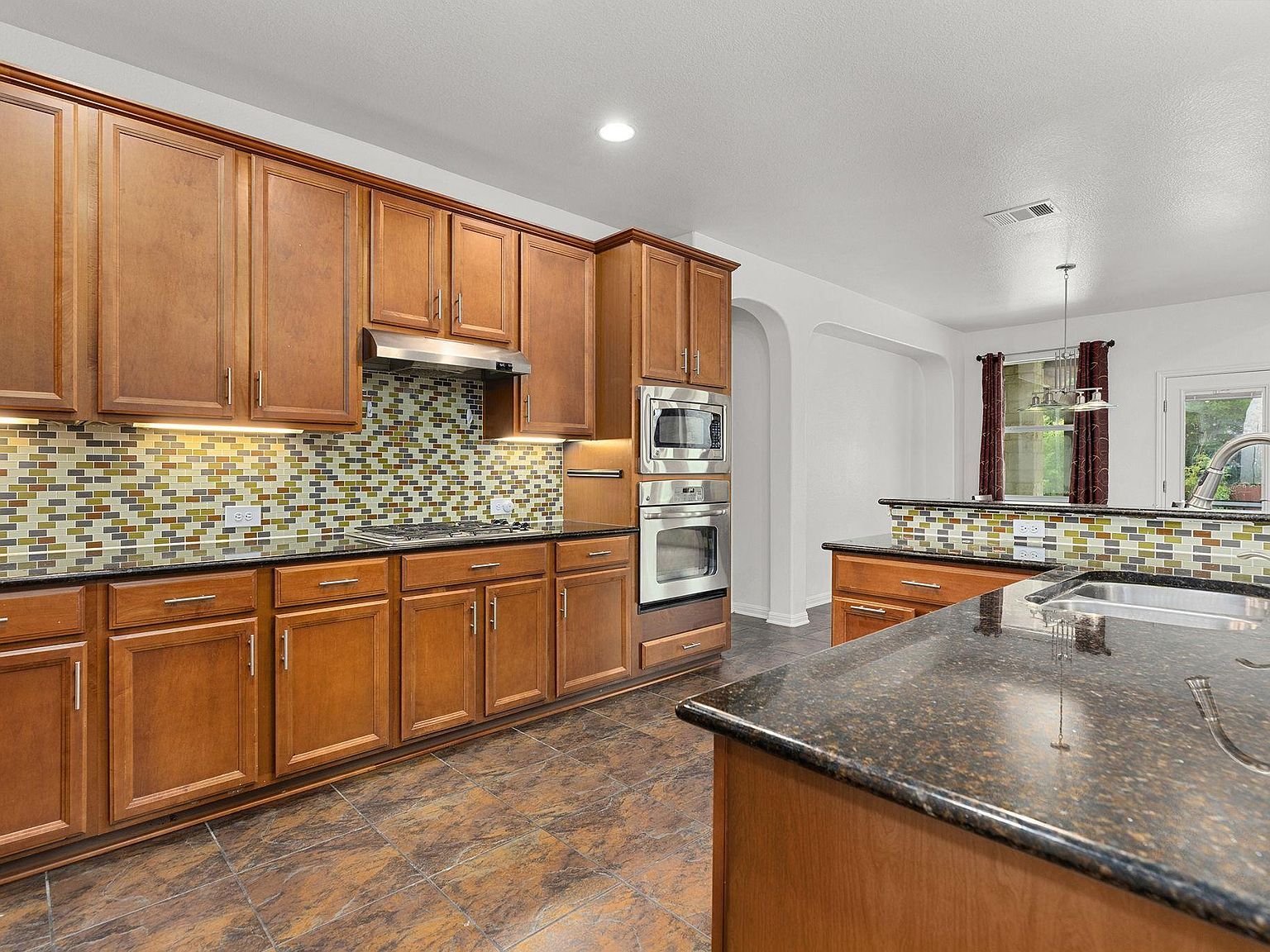 204 Lake Livingston Dr Georgetown, TX 78628 - Thumbnail 5