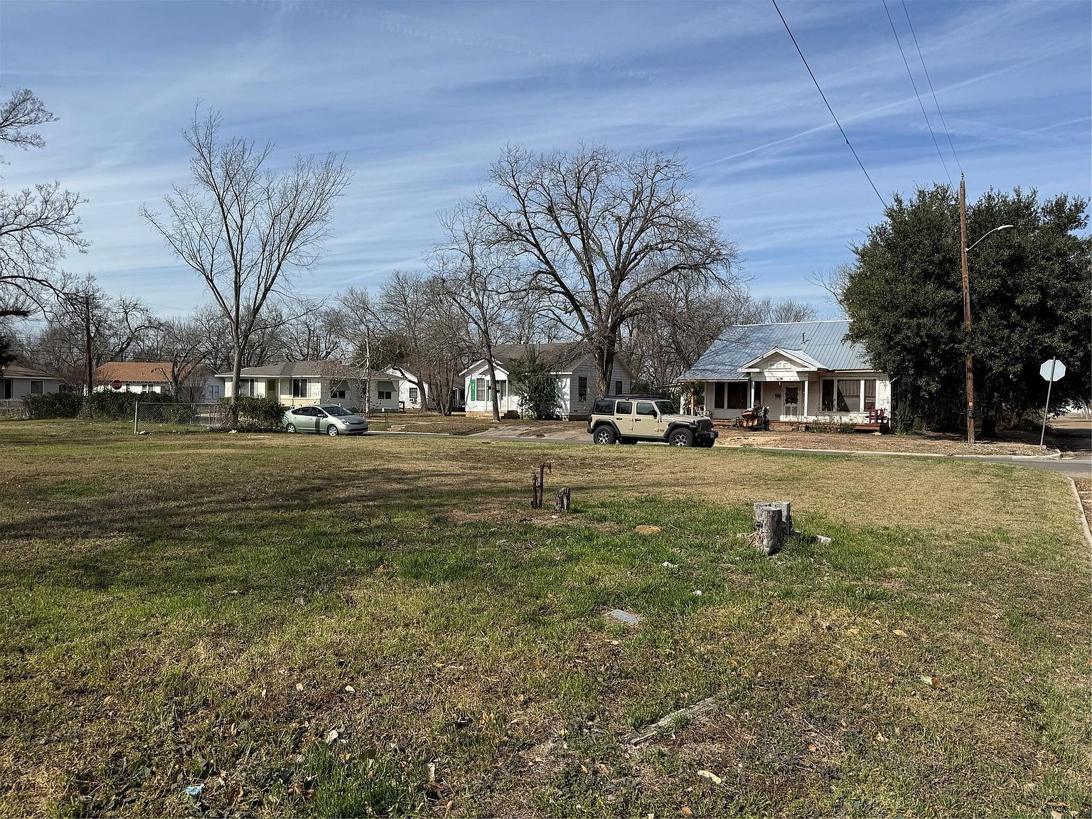 601 W 11th St Taylor, TX 76574 - Thumbnail 5