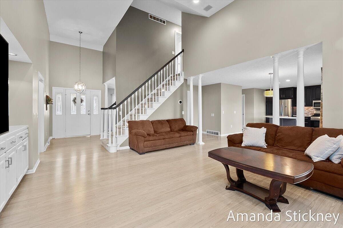 6751 Vantage Dr SE Caledonia, MI 49316 - Thumbnail 5