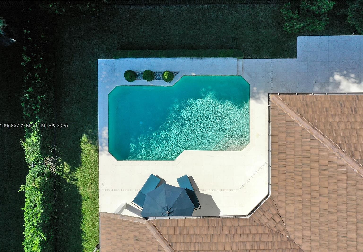 2557 Montclaire Cir Weston, FL 33327 - Thumbnail 5