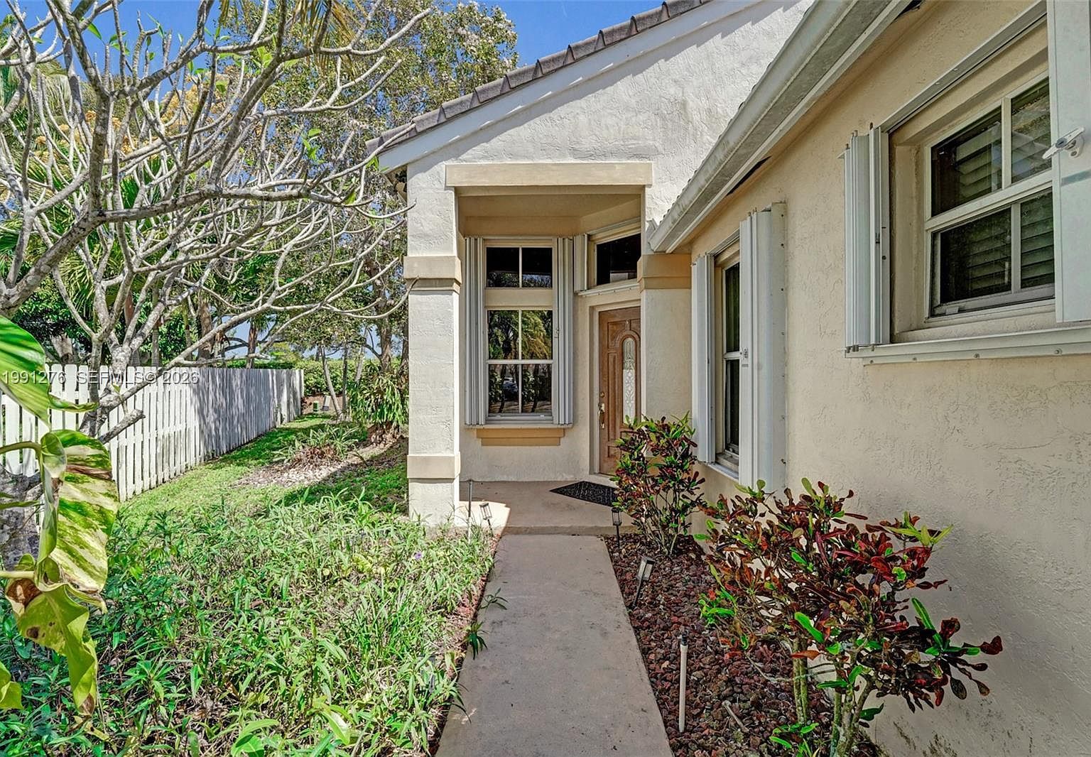 1080 Briar Ridge Rd Fort Lauderdale, FL 33327 - Thumbnail 5