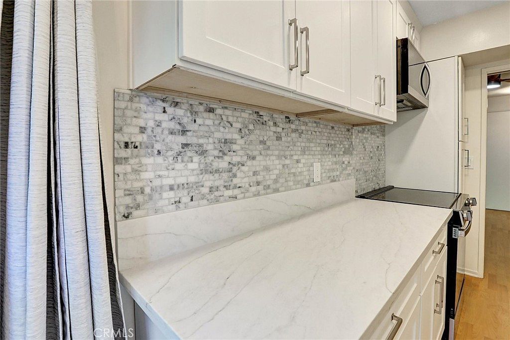 1301 S Atlantic Blvd APT 425B Monterey Park, CA 91754 - Thumbnail 5