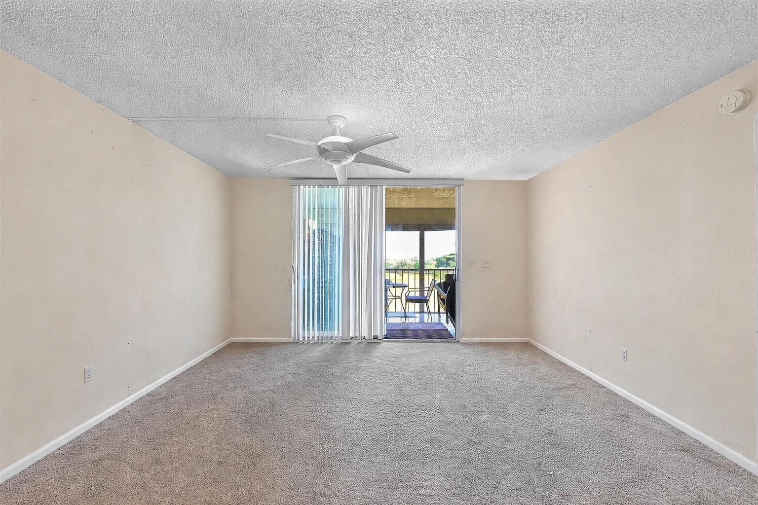4570 NW 18th Ave APT 604 Pompano Beach, FL 33064 - Thumbnail 5