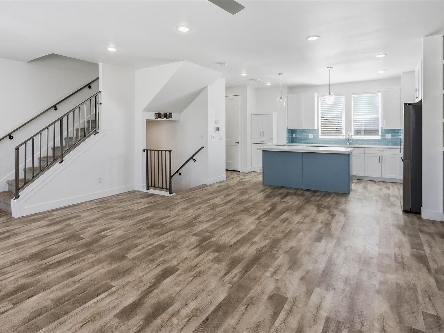 11253 S Holly Springs Dr South Jordan, UT 84009 - Thumbnail 5